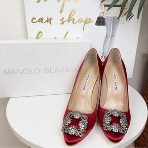 NIB Manolo Blahnik Wine Red 105mm Hangisi Satin Pumps Size 37.5
